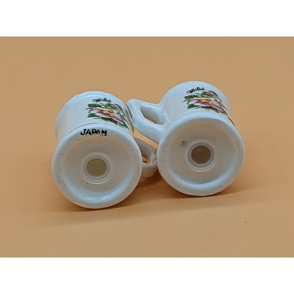 Vintage Salt and Pepper Shakers Wild Rose Mugs Bone China Japan - Picture 6 of 6